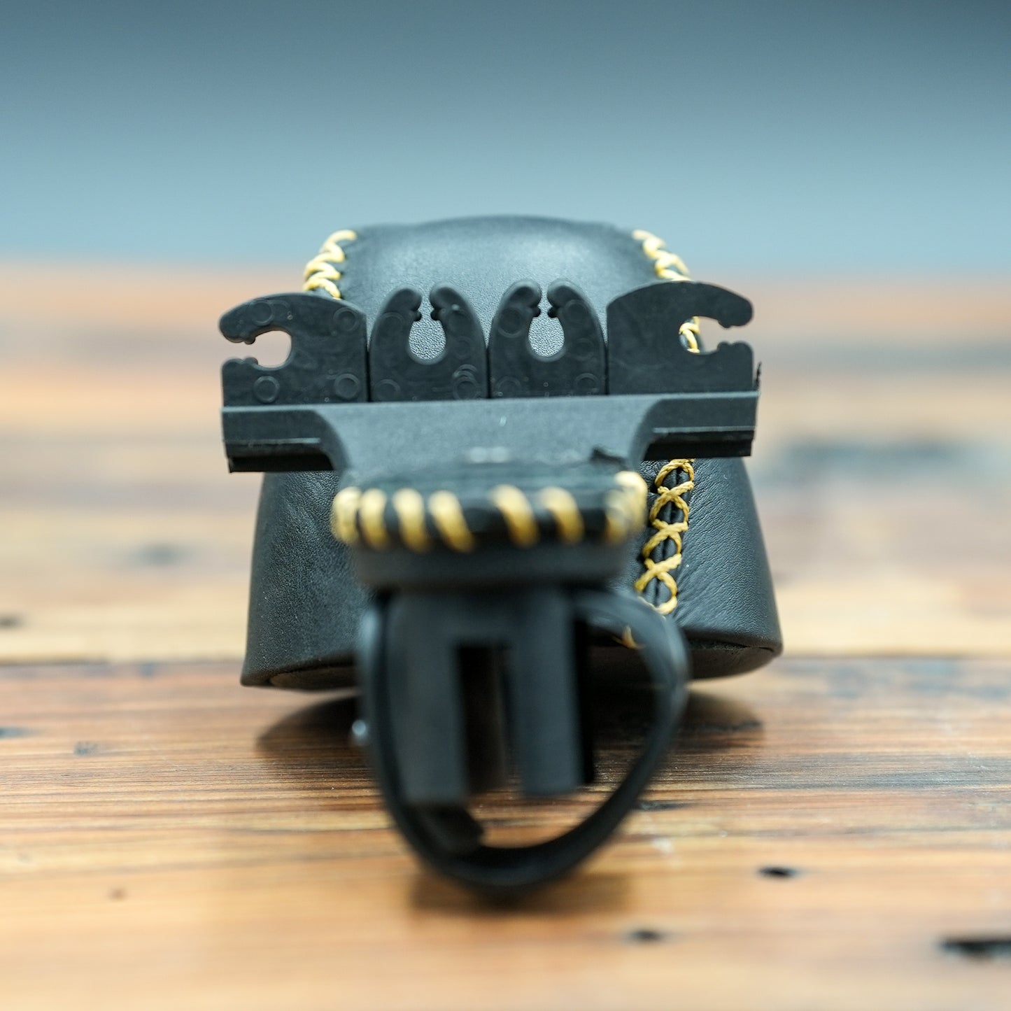Limb Mount Quiver | 4 Arrow | Strap On | (Black or Brandy)