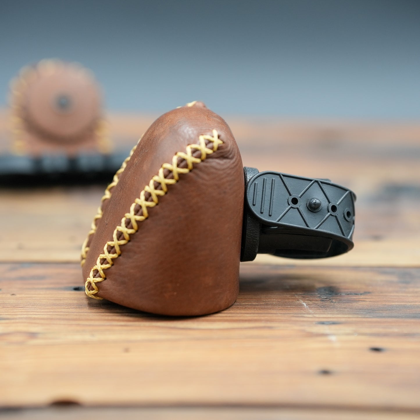 Limb Mount Quiver | 4 Arrow | Strap On | (Black or Brandy)