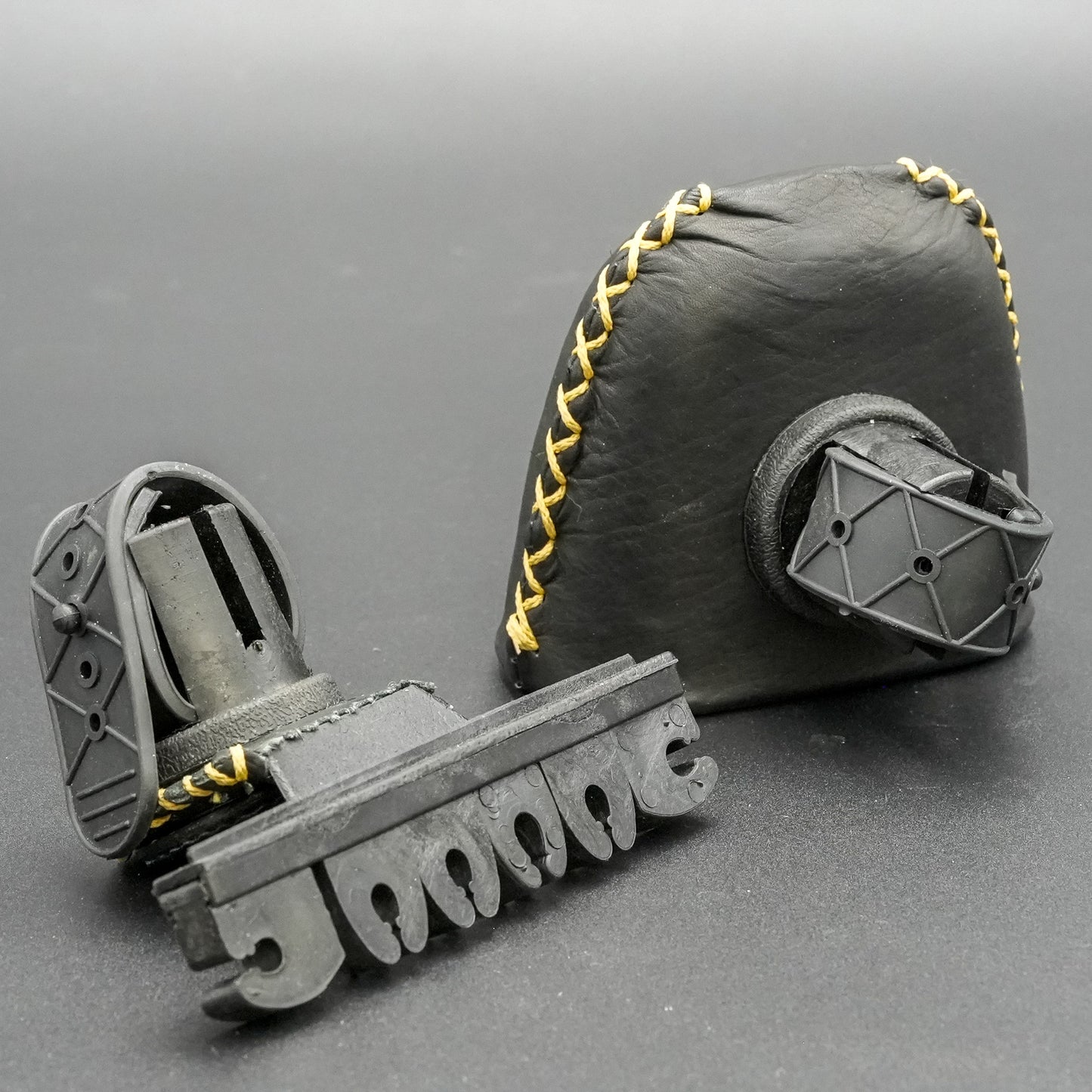 Limb Mount Quiver | 6 Arrow | Strap On | (Black or Brandy)